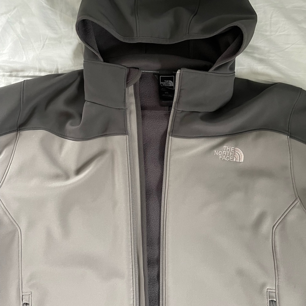 The North Face Apex Softshell jacket — men’s large